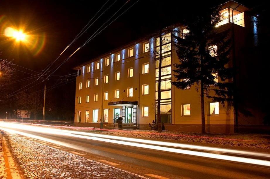 Hotel Galileo Zilina Ngoại thất bức ảnh